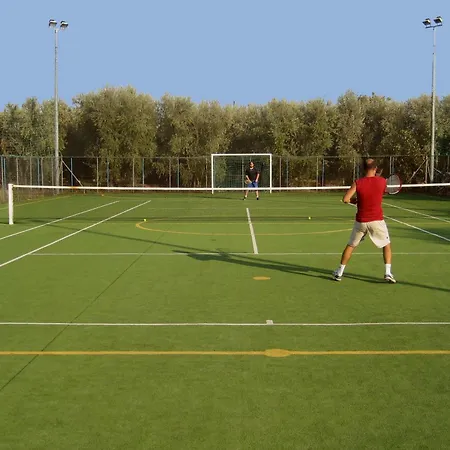 مكان تخييم Mattinata Camping ماتيناتا