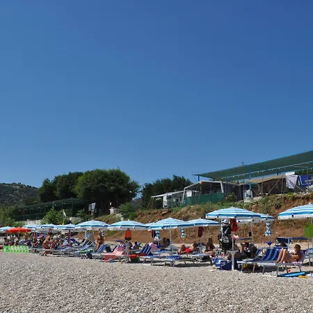 Mattinata Camping Campeggio *