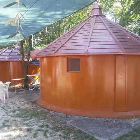 Mattinata Camping Campeggio *