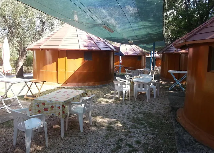 Mattinata Camping Parque de Campismo